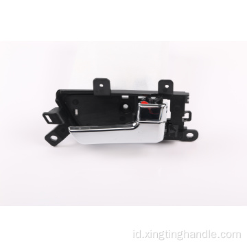 Handle Pintu Interior RH untuk KIA Borrego 2009-2011